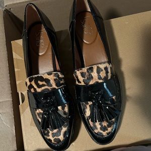 Patent/leopard shoes
